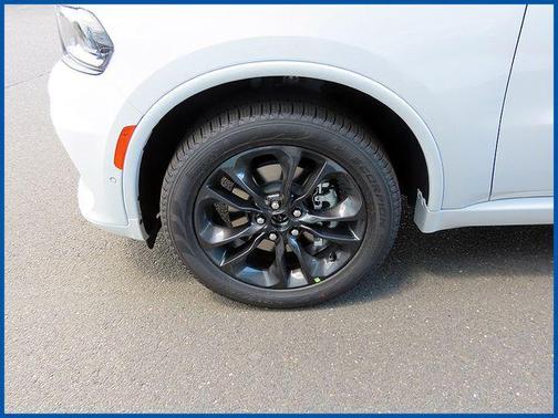 White Knuckle Clearcoat 2026 Dodge Durango GT Plus