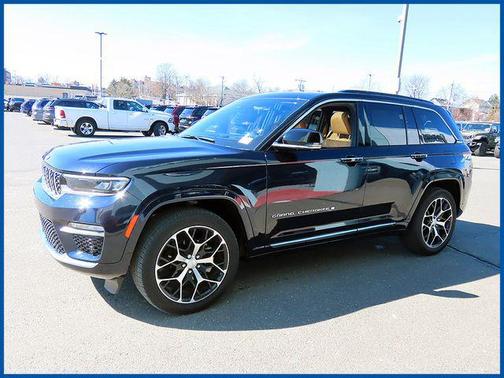 2024 Jeep Grand Cherokee Summit