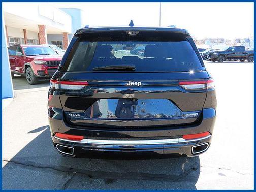 2024 Jeep Grand Cherokee Summit