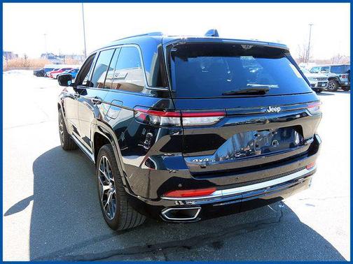 2024 Jeep Grand Cherokee Summit