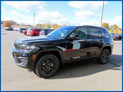 2025 Jeep Grand Cherokee Altitude