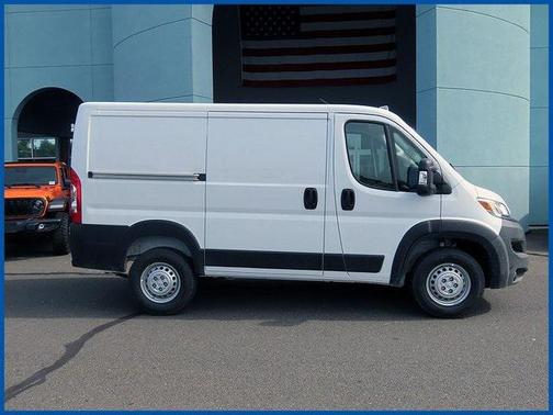 2025 RAM ProMaster 1500 Low Roof