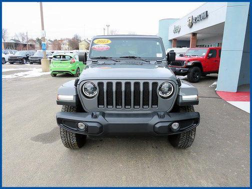 2023 Jeep Wrangler 4-Door Sahara Altitude 4x4