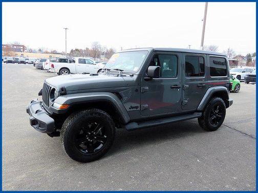 2023 Jeep Wrangler 4-Door Sahara Altitude 4x4
