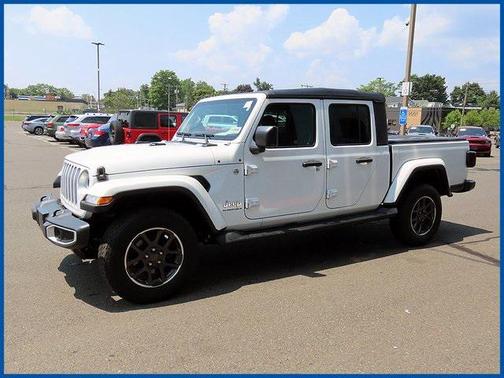 2023 Jeep Gladiator Overland