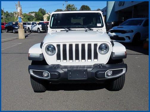 2023 Jeep Wrangler 4-Door Sahara 4x4