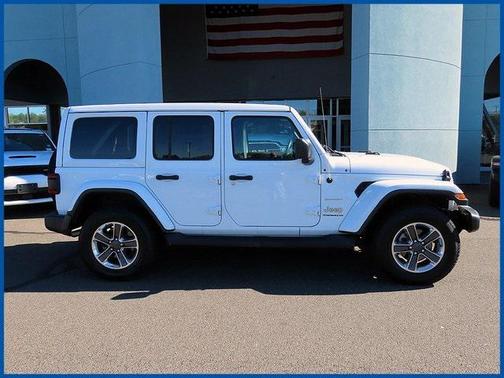 2023 Jeep Wrangler 4-Door Sahara 4x4