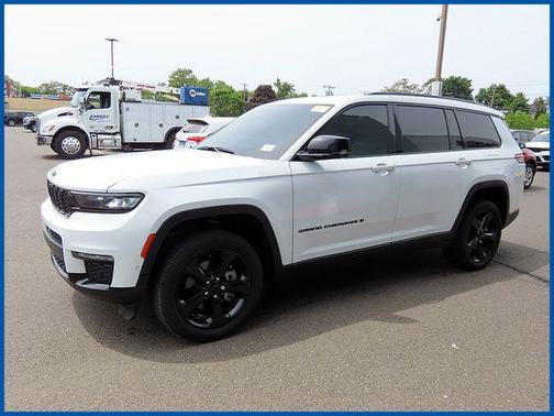 Bright White Clearcoat 2023 Jeep Grand Cherokee L Limited