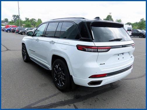 2024 Jeep Grand Cherokee Summit
