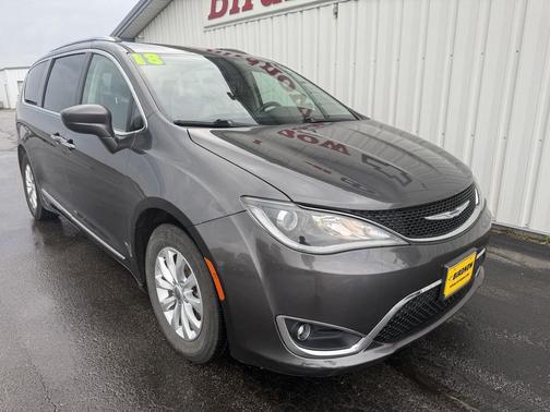 2018 Chrysler Pacifica Touring-L