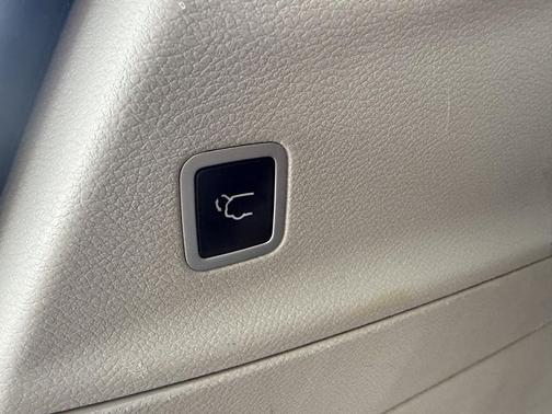 2018 Chrysler Pacifica Touring-L
