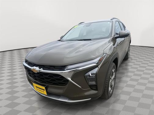 Harvest Bronze Metallic 2024 Chevrolet Trax LT