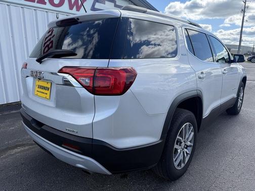 2019 GMC Acadia SLE-2