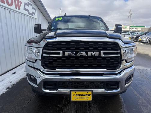 2024 RAM 2500 Big Horn Crew Cab 4x4 6'4' Box