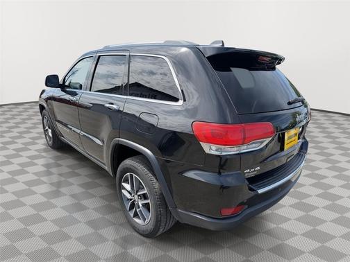 Diamond Black Crystal Pearlcoat 2018 Jeep Grand Cherokee Limited