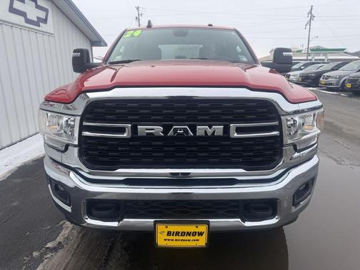 2024 RAM 2500 Big Horn Crew Cab 4x4 6'4' Box