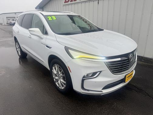 2023 Buick Enclave Essence AWD