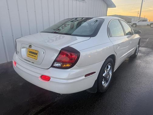 2003 Oldsmobile Aurora 4.0