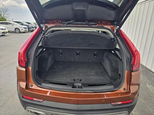 2020 Cadillac XT4 Premium Luxury