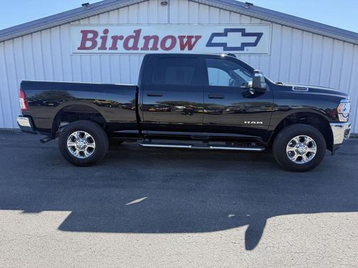 2024 RAM 2500 Big Horn Crew Cab 4x4 6'4' Box