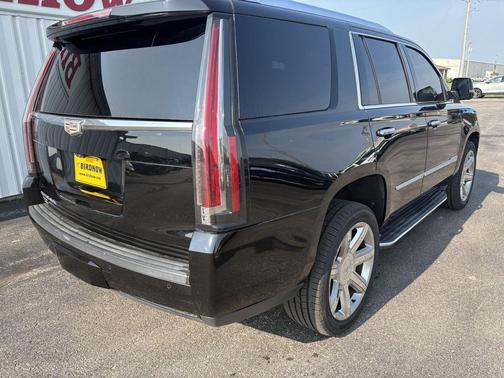 2019 Cadillac Escalade Luxury
