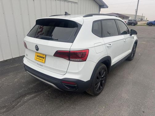 2022 Volkswagen Taos 1.5T S
