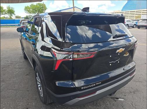 Mosaic Black Metallic 2025 Chevrolet Equinox 1LT