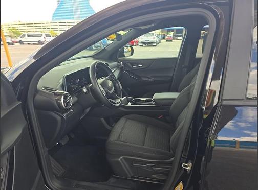 Mosaic Black Metallic 2025 Chevrolet Equinox 1LT