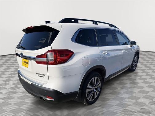 Crystal White Pearl 2020 Subaru Ascent Limited 7-Passenger