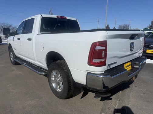 2023 RAM 2500 Big Horn Crew Cab 4x4 6'4' Box