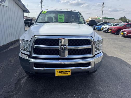 2017 RAM 2500 Tradesman Regular Cab 4x4 8' Box