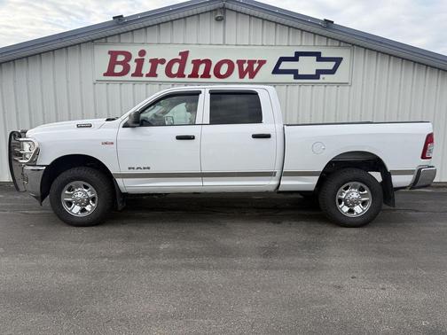 2020 RAM 2500 Tradesman Crew Cab 4X4 6'4' Box