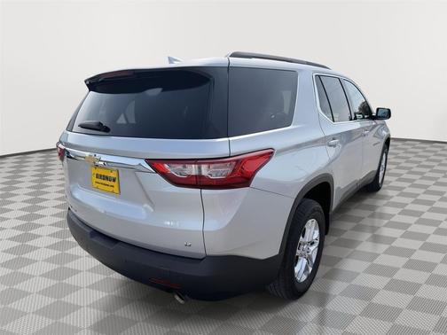 Gray 2019 Chevrolet Traverse LT Cloth