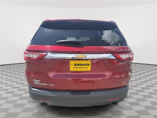Red 2018 Chevrolet Traverse LT Cloth