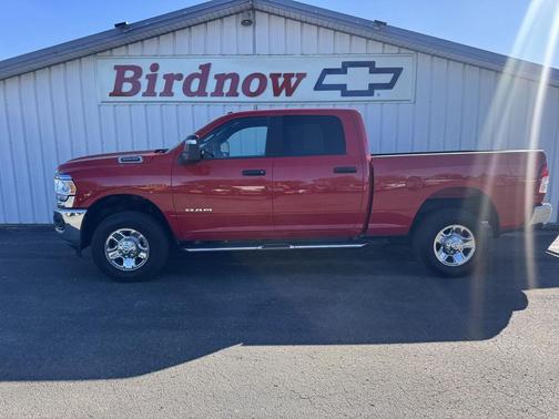 2024 RAM 2500 Big Horn Crew Cab 4x4 6'4' Box