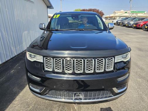 2017 Jeep Grand Cherokee Summit