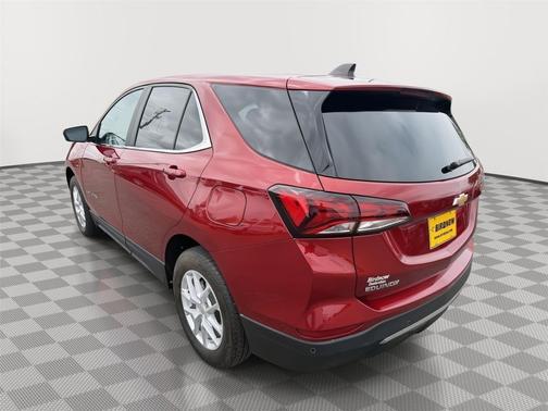 Radiant Red Tintcoat 2023 Chevrolet Equinox 1LT