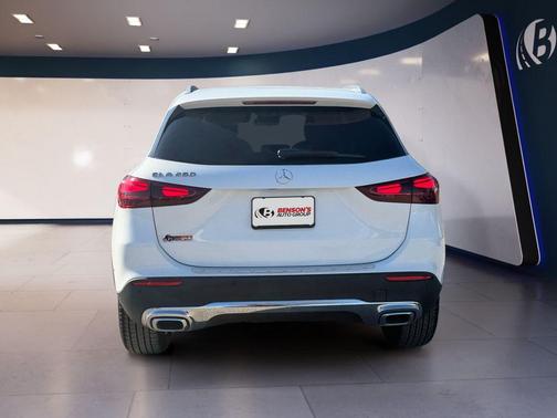 2025 Mercedes-Benz GLA 250 4MATIC