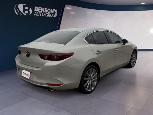 Platinum Quartz Metallic 2026 Mazda Mazda3 FWD w/Preferred Package