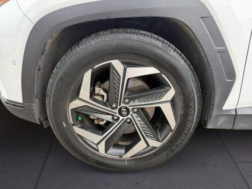 Quartz White 2022 Hyundai TUCSON Limited