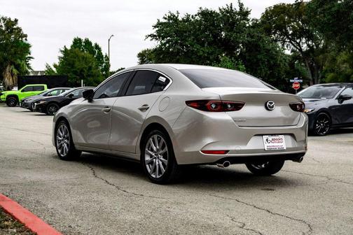 Platinum Quartz Metallic 2026 Mazda Mazda3 FWD w/Preferred Package