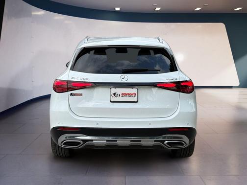 Polar White 2025 Mercedes-Benz GLC 300 4MATIC