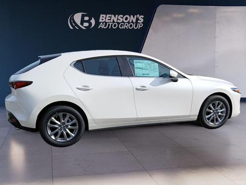 Snowflake White Pearl Mica 2026 Mazda Mazda3 FWD