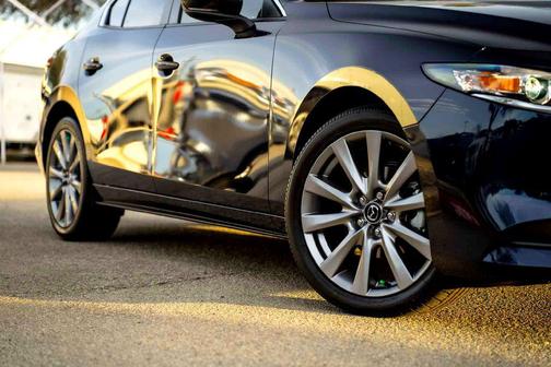 Deep Crystal Blue Mica 2026 Mazda Mazda3 FWD w/Preferred Package