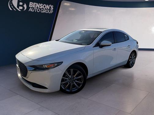 Snowflake White Pearl Mica 2026 Mazda Mazda3 FWD w/Preferred Package