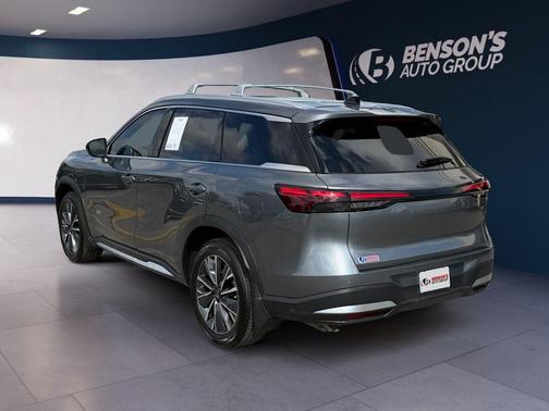 2026 INFINITI QX60 LUXE FWD