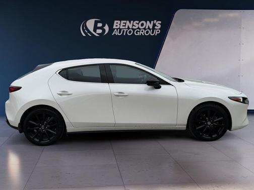 Snowflake White Pearl Mica 2022 Mazda Mazda3 2.5 Turbo AWD