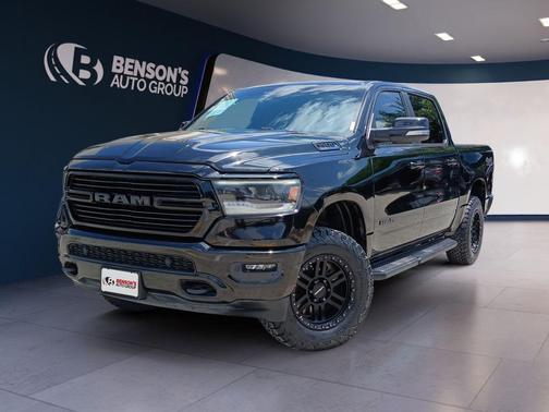 Diamond Black Crystal Pearlcoat 2021 RAM 1500 Big Horn/Lone Star