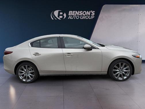 Platinum Quartz Metallic 2026 Mazda Mazda3 FWD w/Preferred Package