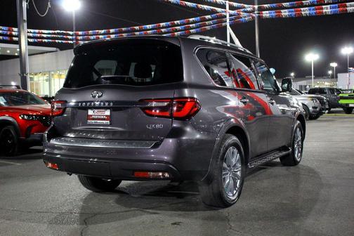 2024 INFINITI QX80 Luxe